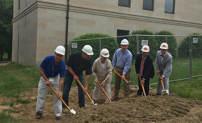 franklin-library-ground-breaking